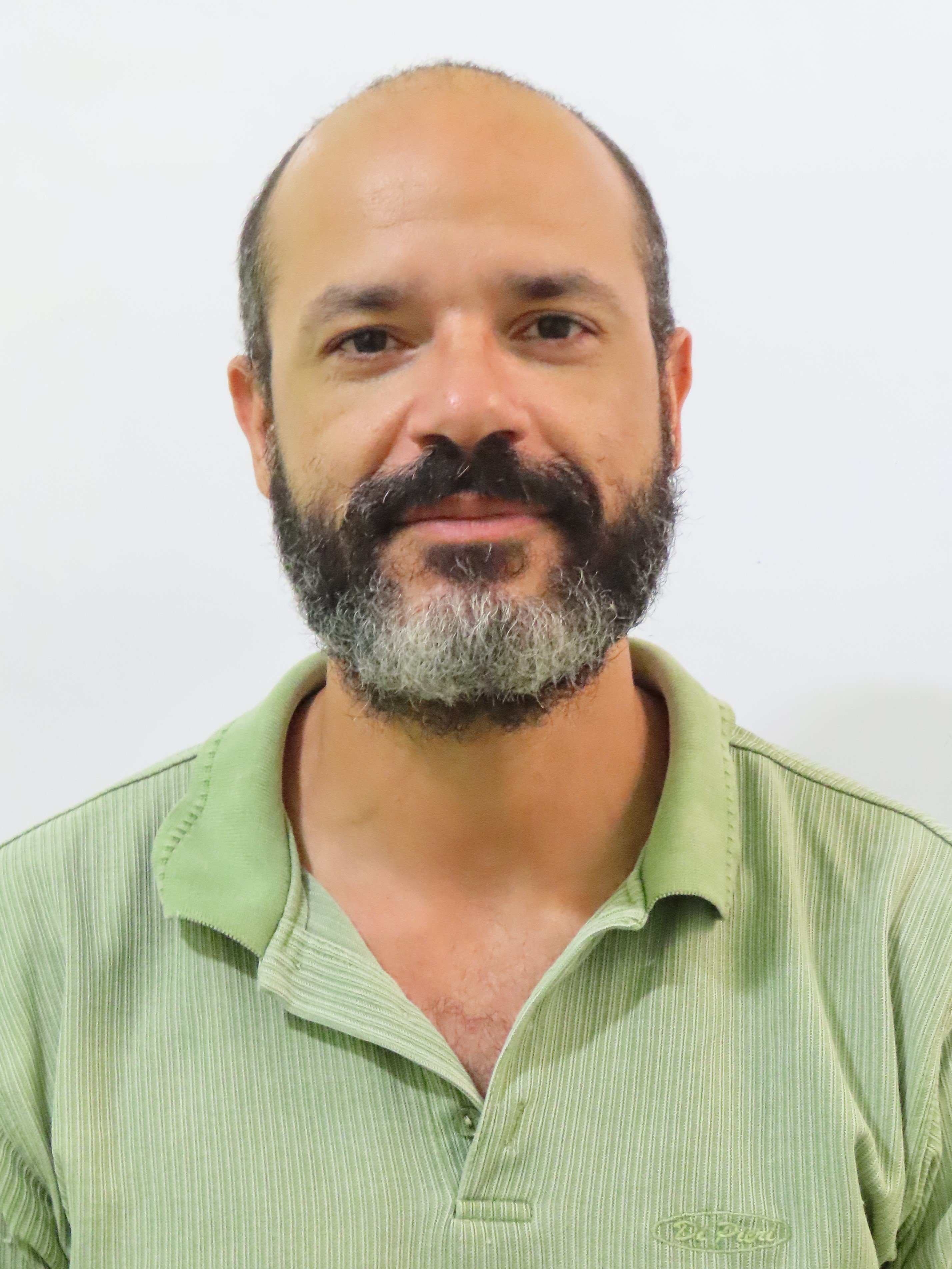 Rodrigo Chaves Moraga